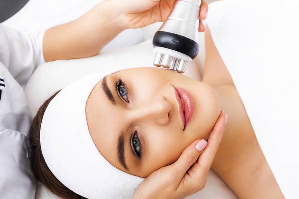 RF Skin Tightening Face Treatment